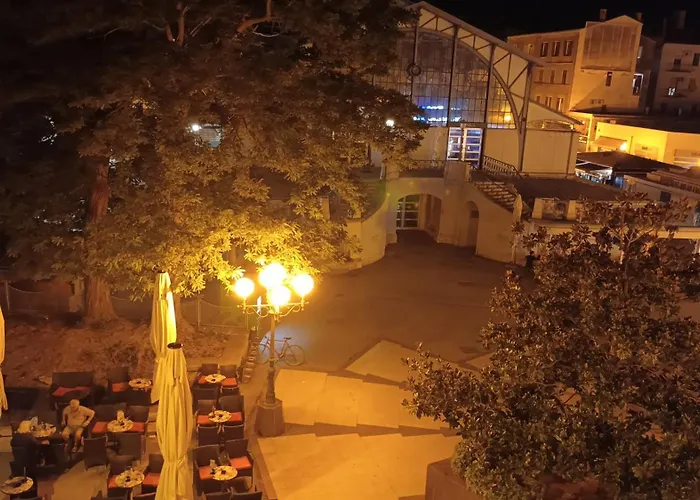 Piazza Delle Erbe Apartment